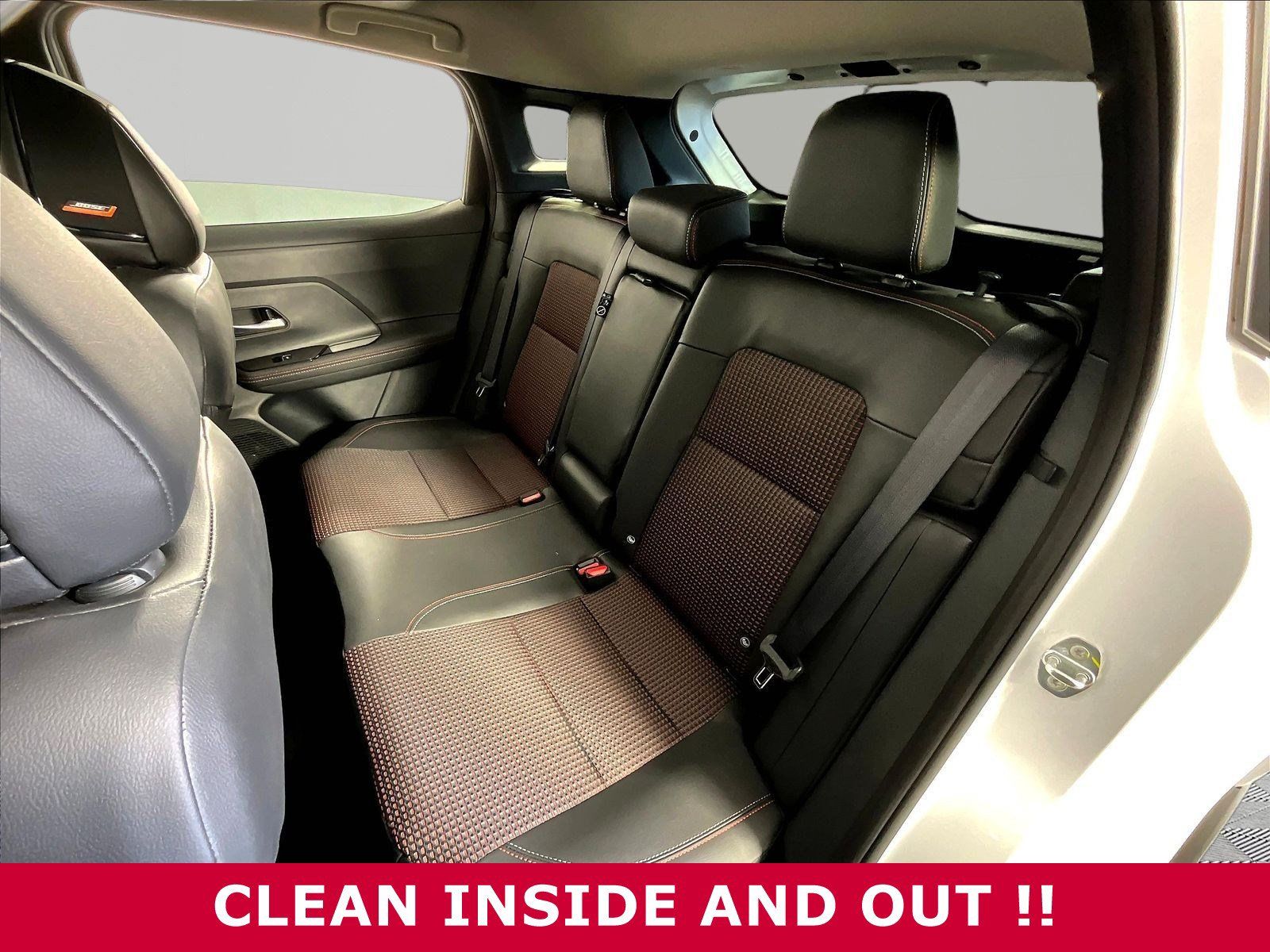 Certified 2025 Nissan Kicks SR w/ SR Premium Package AWD/4WD image 20