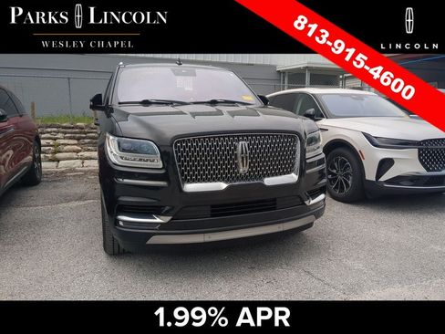 Used 2020 Lincoln Navigator Reserve w/ Luxury Package RWD image 4