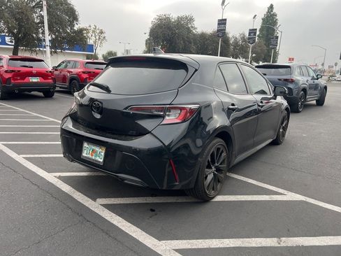 Used 2021 Toyota Corolla XSE image 16