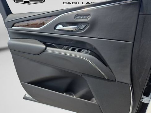Used 2023 Cadillac Escalade Premium Luxury Platinum AWD/4WD image 21