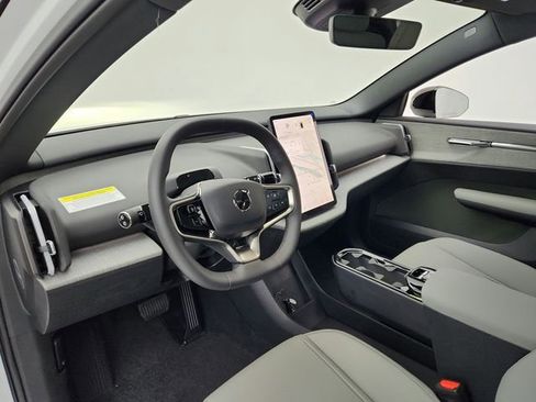 New 2026 Volvo EX30 Plus image 27