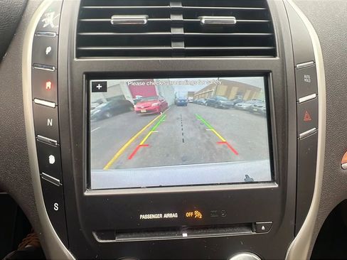 Used 2017 Lincoln MKC Select w/ Select Plus Package image 21