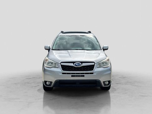 Used 2014 Subaru Forester 2.5i Touring AWD/4WD image 9