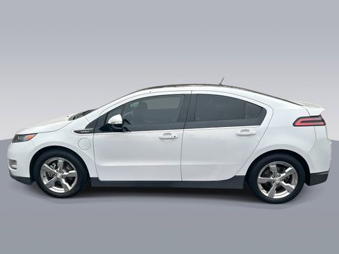 Used 2012 Chevrolet Volt Premium w/ Premium Trim Package image 6