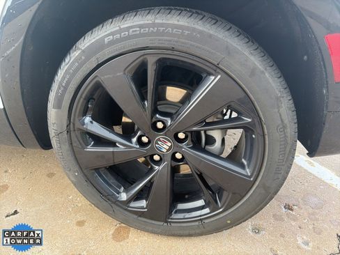 Used 2024 Buick Envision Sport Touring image 9