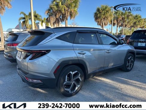 Used 2022 Hyundai Tucson SEL w/ Convenience Package image 3