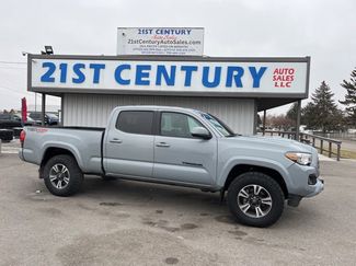 Used 2019 Toyota Tacoma TRD Sport w/ Technology Package video 1