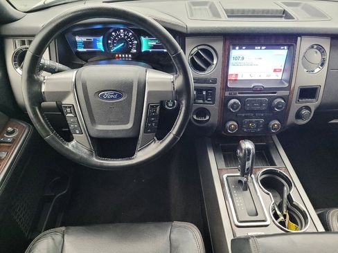 Used 2017 Ford Expedition Platinum image 22