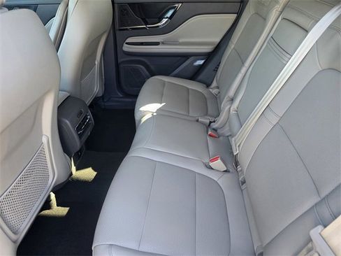 Used 2022 Lincoln Corsair FWD w/ Equipment Group 101A image 9