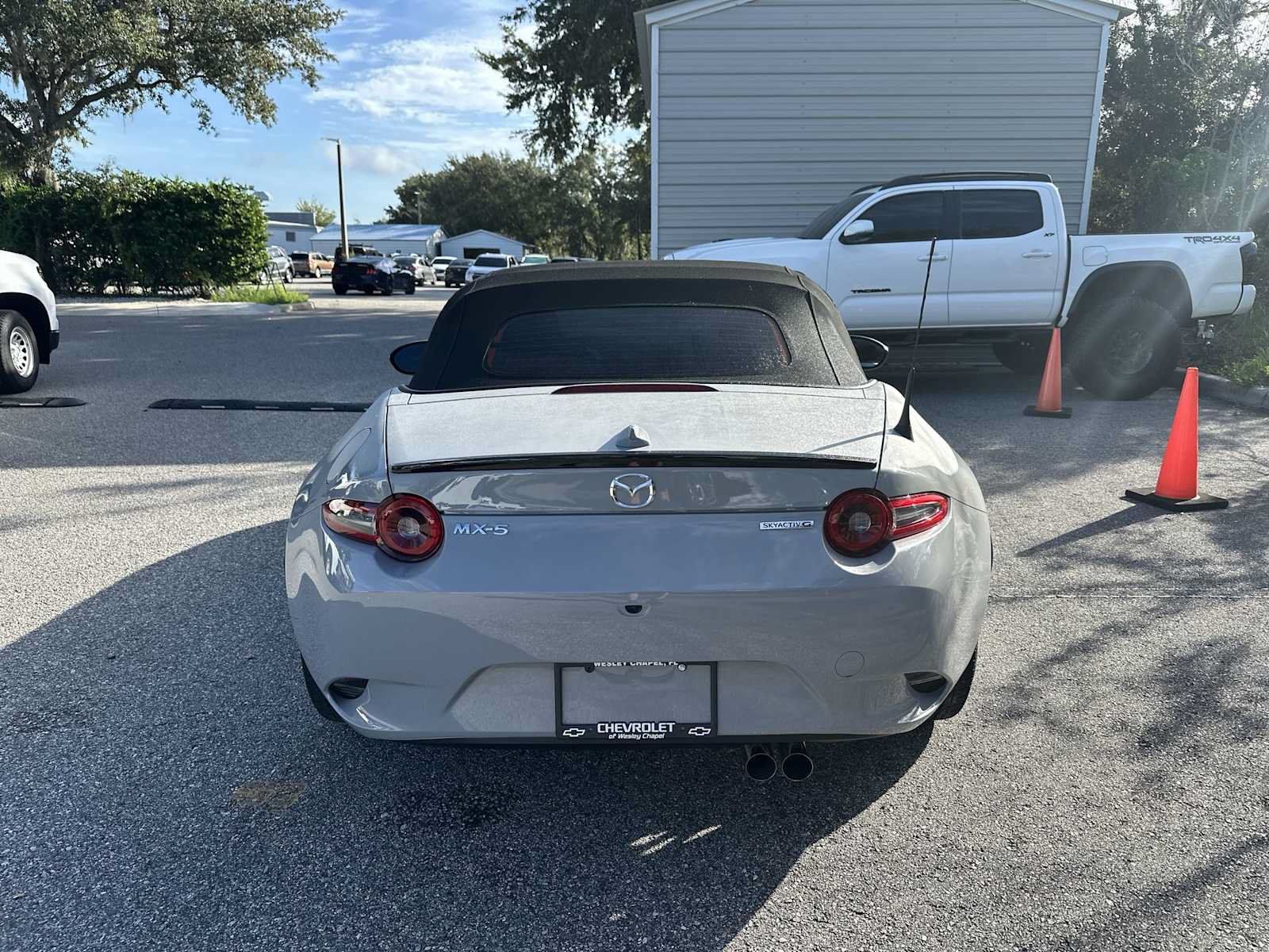 Used 2025 MAZDA MX-5 Miata Club w/ Interior Package RWD image 5