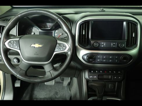 Used 2021 Chevrolet Colorado ZR2 image 17