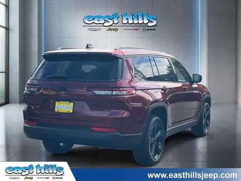 Certified 2025 Jeep Grand Cherokee L Altitude AWD/4WD image 6