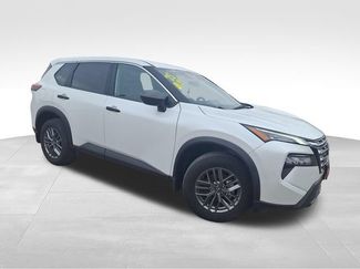 Certified 2025 Nissan Rogue S AWD/4WD 360° Tour
