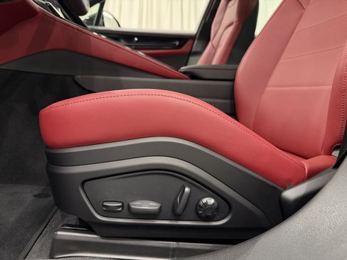 New 2026 Porsche Panamera 4 image 32