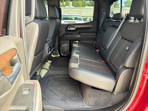 Certified 2022 Chevrolet Silverado 1500 High Country w/ High Country Premium Package AWD/4WD image 26