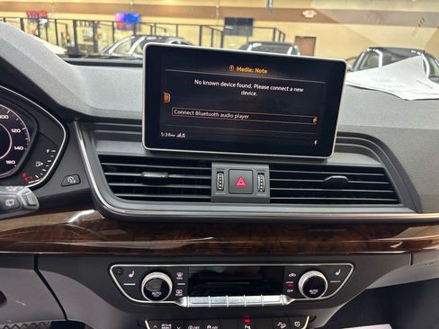 Used 2018 Audi Q5 2.0T Premium Plus w/ Premium Plus Package AWD/4WD image 31