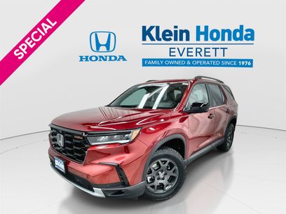 New 2025 Honda Pilot TrailSport