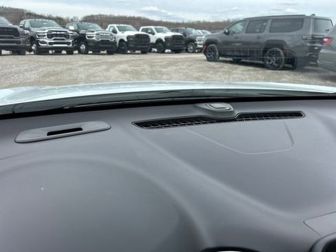 Used 2024 Chevrolet Malibu LT image 28