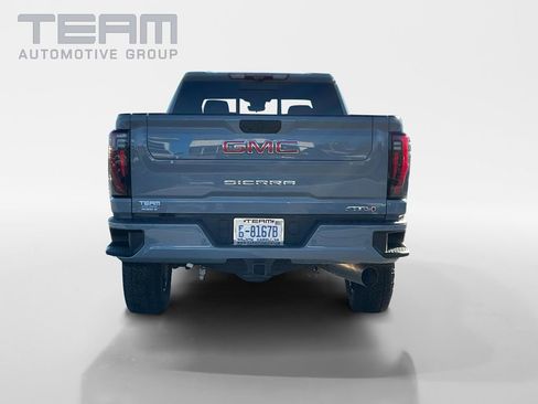 Used 2025 GMC Sierra 2500 AT4 w/ AT4 Premium Plus Package image 6