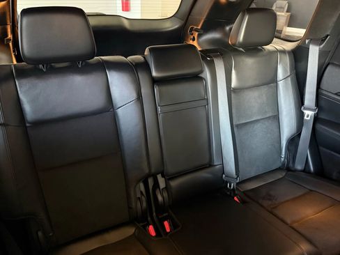 Used 2021 Jeep Grand Cherokee Altitude image 23