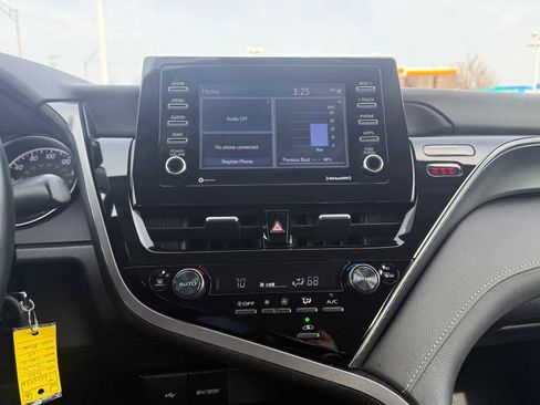 Certified 2024 Toyota Camry SE image 21