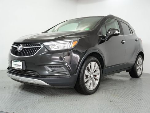 Used 2019 Buick Encore Preferred image 3