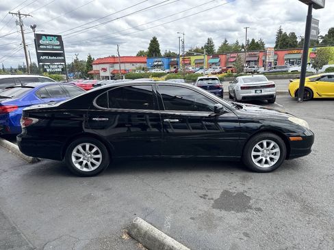 Used 2003 Lexus ES 330 FWD image 8
