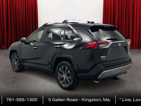 Certified 2023 Toyota RAV4 Limited AWD/4WD image 7