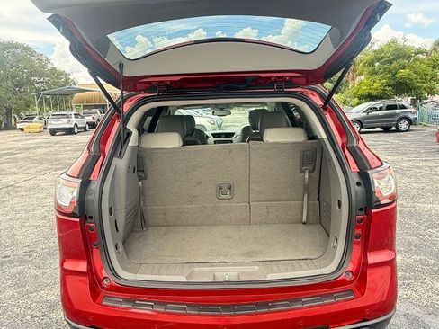 Used 2014 Chevrolet Traverse LT FWD image 16