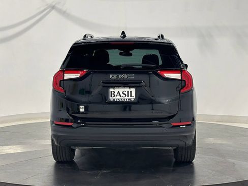 Used 2023 GMC Terrain SLE w/ Elevation Edition AWD/4WD image 12