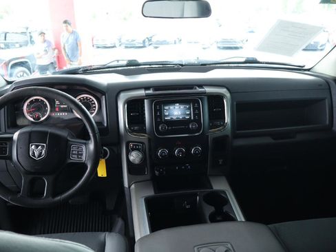 Used 2017 RAM 1500 Express w/ Black Ram 1500 Express Group RWD image 16