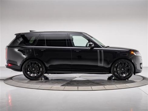 Used 2025 Land Rover Range Rover Long Wheelbase SE image 6