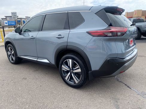 Used 2021 Nissan Rogue SL AWD/4WD image 3