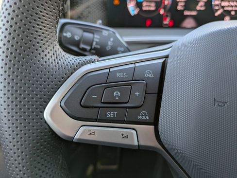 New 2026 Volkswagen Tiguan SE R-Line image 26