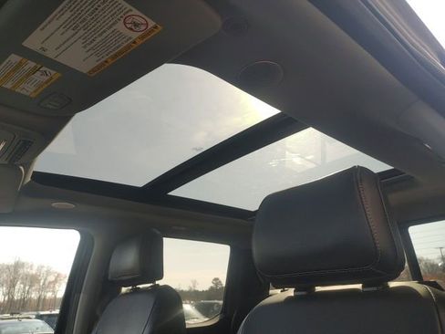 Used 2024 Ford F250 Lariat w/ Lariat Ultimate Package image 29