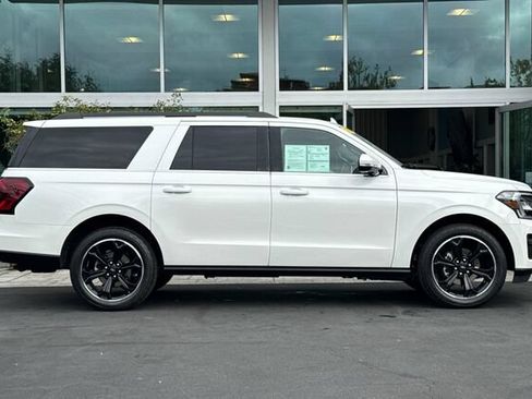 Certified 2023 Ford Expedition Max Limited AWD/4WD image 3