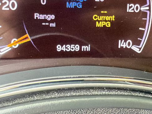 Used 2020 Jeep Grand Cherokee Overland AWD/4WD image 19