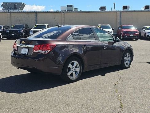 Used 2015 Chevrolet Cruze LT w/ Technology Package image 3