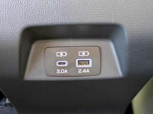 Used 2024 Subaru Crosstrek 2.0i Premium image 14