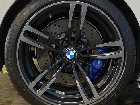 Used 2018 BMW M2 image 39