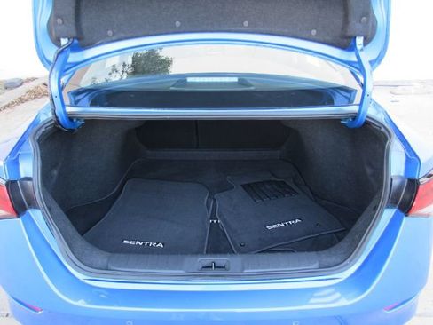 Used 2025 Nissan Sentra SV image 24