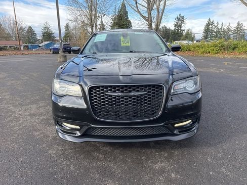 Used 2022 Chrysler 300 Touring L w/ Popular Equipment Group image 2
