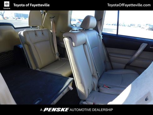 Used 2013 Toyota Highlander SE image 5