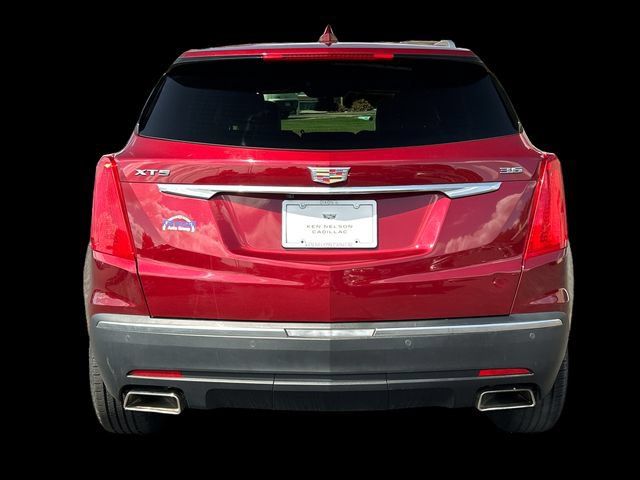 Used 2017 Cadillac XT5 Luxury w/ Driver Awareness Package FWD image 7
