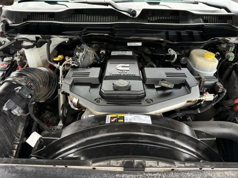 Used 2018 RAM 2500 Laramie w/ Sport Appearance Group AWD/4WD image 33