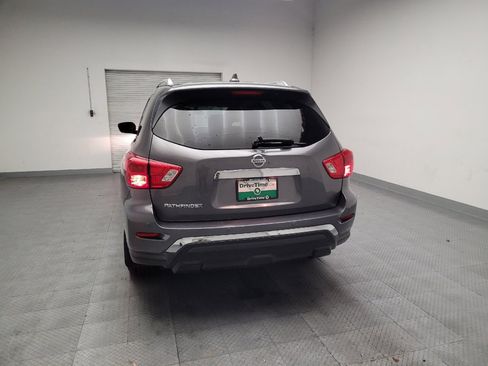 Used 2019 Nissan Pathfinder S FWD image 6