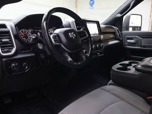 Used 2023 RAM 2500 Big Horn w/ Level 1 Equipment Group image 18