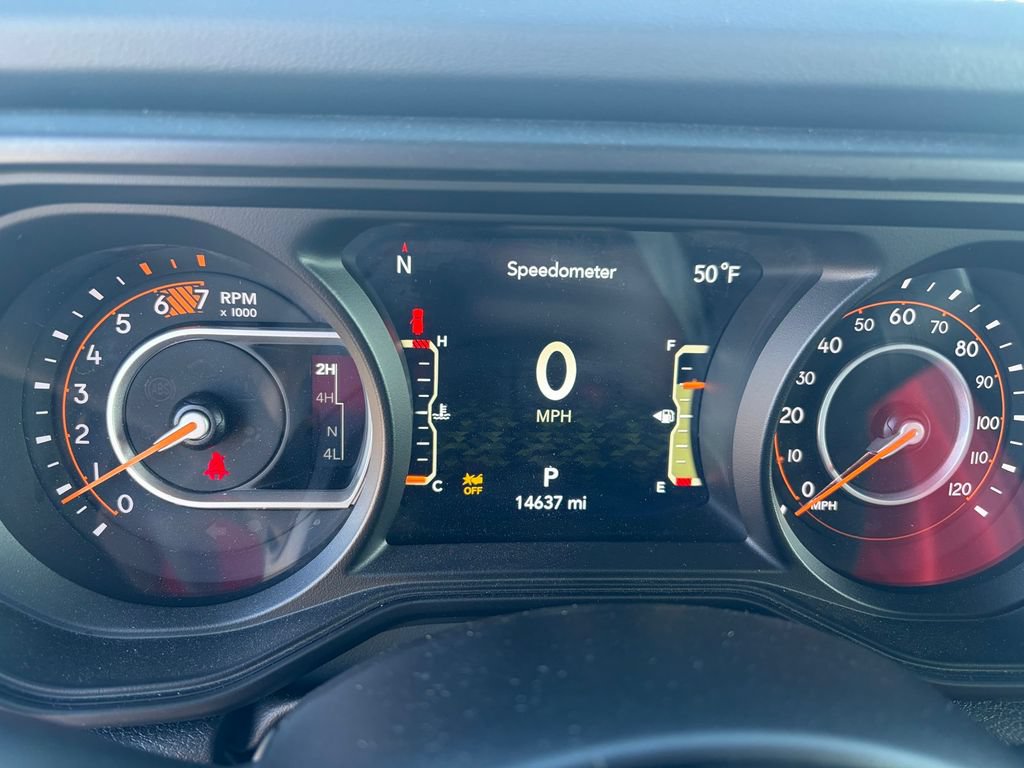 Used 2025 Jeep Wrangler Unlimited Rubicon w/ Safety Group AWD/4WD image 12