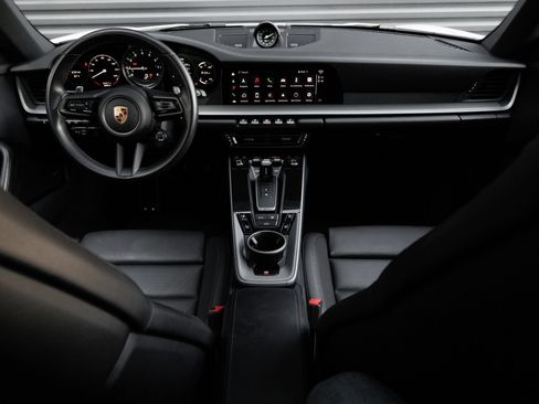 Certified 2022 Porsche 911 Carrera w/ Premium Package RWD image 16