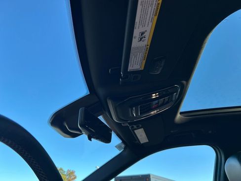 New 2025 Jeep Grand Cherokee L Limited image 22